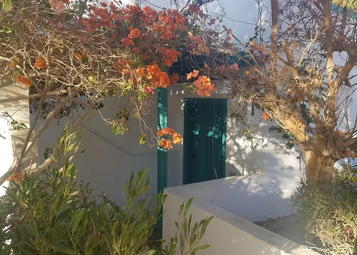 Lilly Apartmanhotel Gurdaka